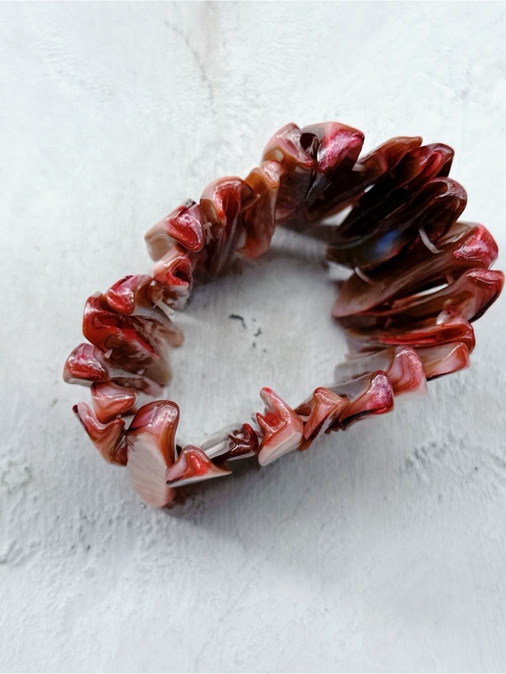6305mc. Peach Shell Stretch Bracelet - Picture 4 of 5